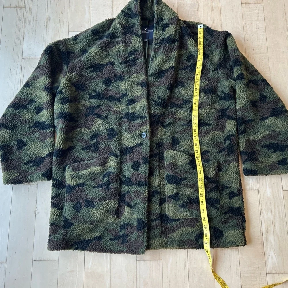 American Eagle Outfitters Green Black Camo Sherpa Fleece Teddy Jacket Size XL
